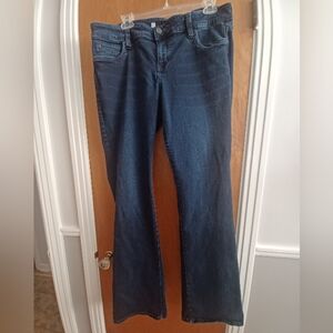 Kut From The Kloth Sz.14 Natalie High Rise Bootcut. L.33". R.-11". W.-36".